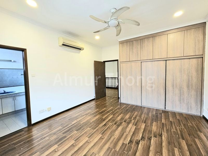 4 Bed Terraced House (Landed) for Rent in  Saraca Gardens - Image 9
