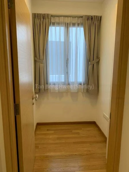 2 Bed Condo for Rent in  Waterscape At Cavenagh - Image 6