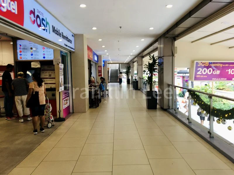 Shop / Shophouse for Rent in  Lucky Plaza - Image 4