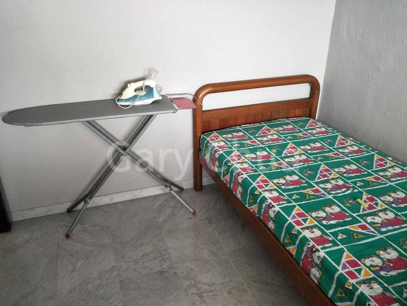 3 Room (3NG) HDB for Rent in  164 Bukit Batok Street 11 - Image 3