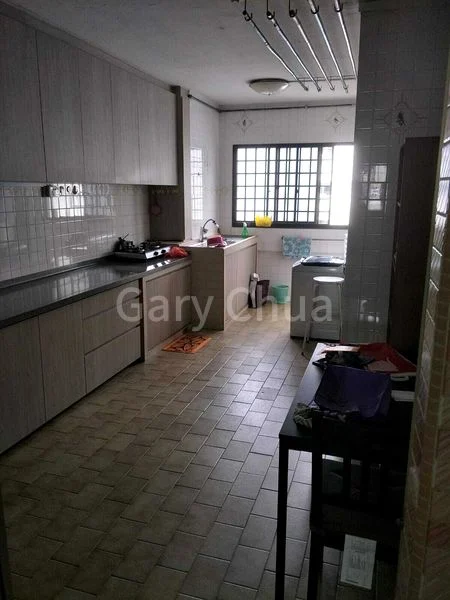 3 Room (3NG) HDB for Rent in  164 Bukit Batok Street 11 - Image 4
