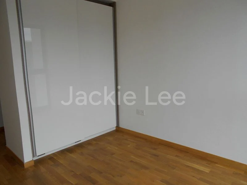 4+1 Bed Condo for Rent in  Bartley Ridge - Image 4