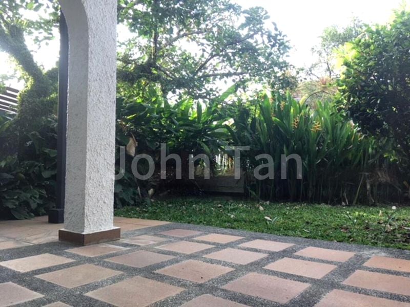 4 Bed Walk-up Apartment (Condo) for Rent in  Thomson Hills Estate - Image 3