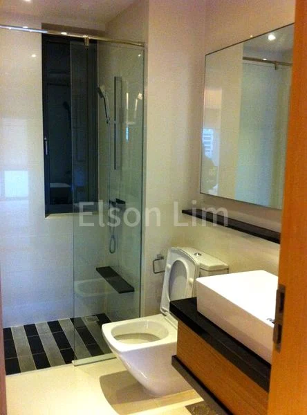 2 Bed Condo for Rent in  Marina Bay Residences - Image 6
