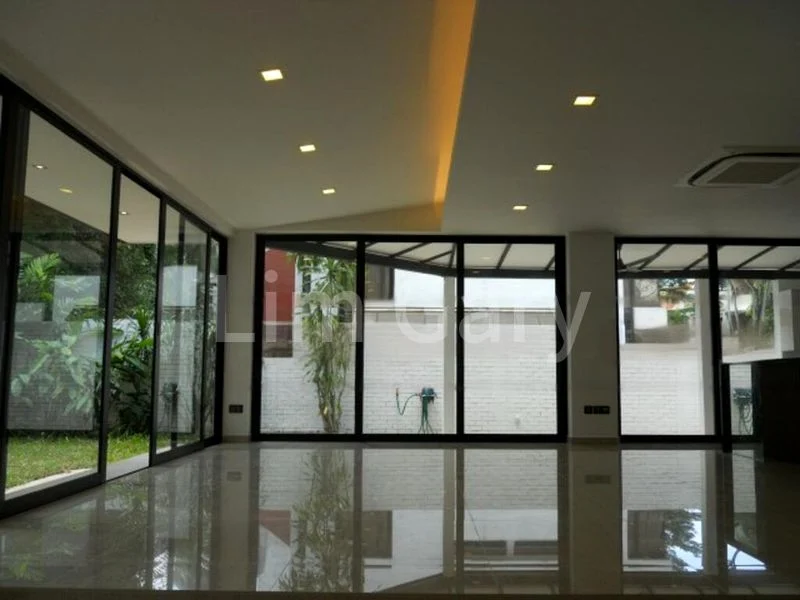 4 Bed Semi-Detached House (Landed) for Rent in Fernhill Lodge - Image 4