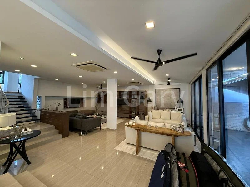 4 Bed Semi-Detached House (Landed) for Rent in Fernhill Lodge - Image 13