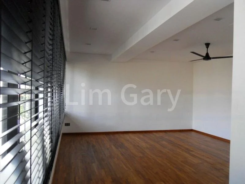 4 Bed Semi-Detached House (Landed) for Rent in Fernhill Lodge - Image 6