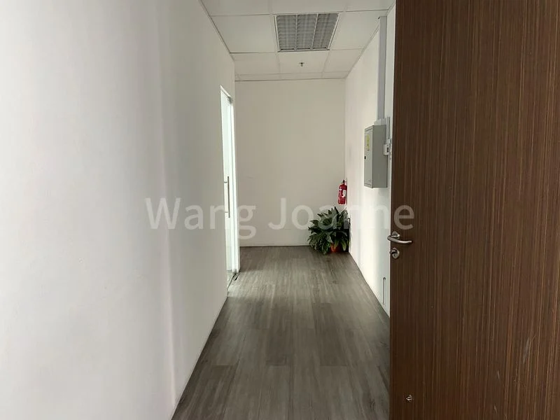 Light Industrial (B1) for Sale in  Apex @ Henderson - Image 5