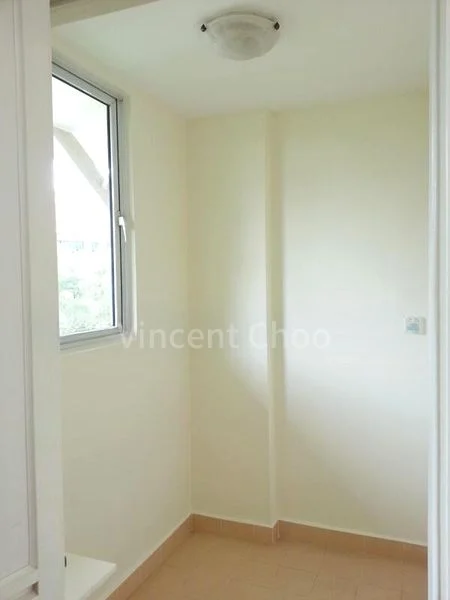 4 Bed Condo for Rent in  Duchess Crest - Image 9