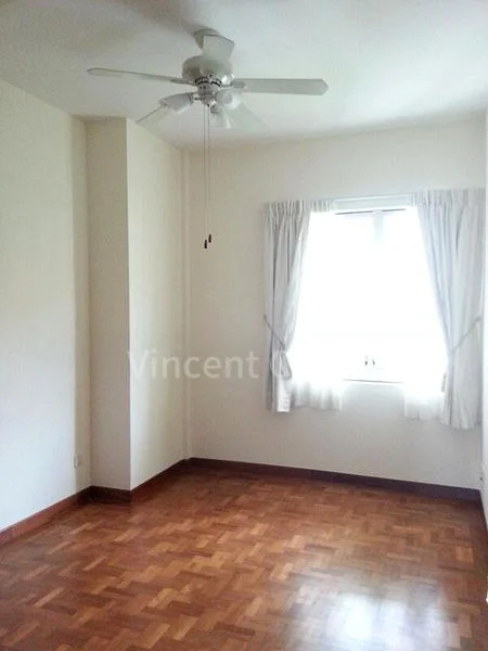 4 Bed Condo for Rent in  Duchess Crest - Image 8