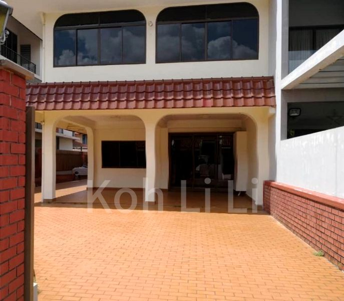 5 Bed Semi-Detached House (Landed) for Rent in Sennett Estate - Image 2