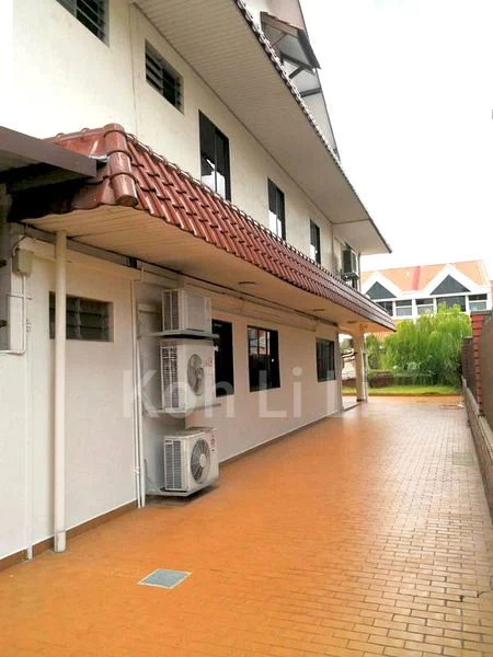 5 Bed Semi-Detached House (Landed) for Rent in Sennett Estate - Image 8