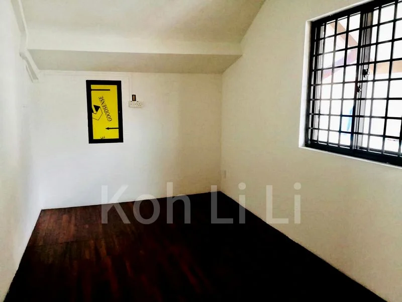 5 Bed Semi-Detached House (Landed) for Rent in Sennett Estate - Image 6