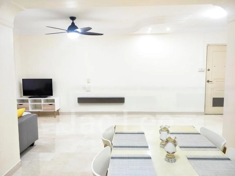 5 Room (5A) HDB for Rent in  146 Mei Ling Street - Image 1