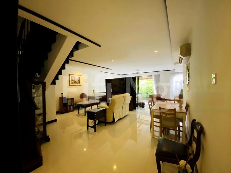 2 Bed Apartment (Condo) for Rent in  Espana - Image 2