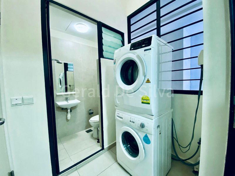4 Bed Condo for Rent in The Estrella - Image 15