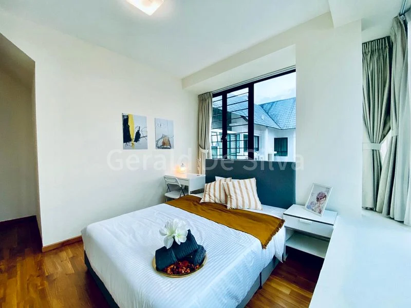 4 Bed Condo for Rent in The Estrella - Image 5