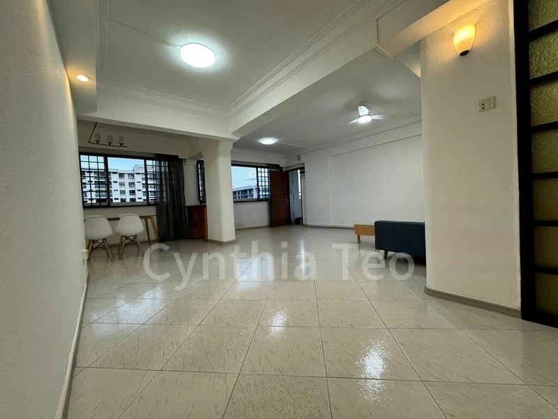 5 Room (5I) HDB for Rent in  866 Tampines Street 83 - Image 6