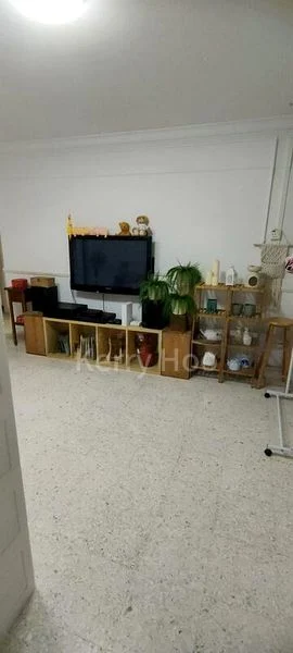 Common Room (HDB) for Rent in  35 Marine Crescent - Image 3