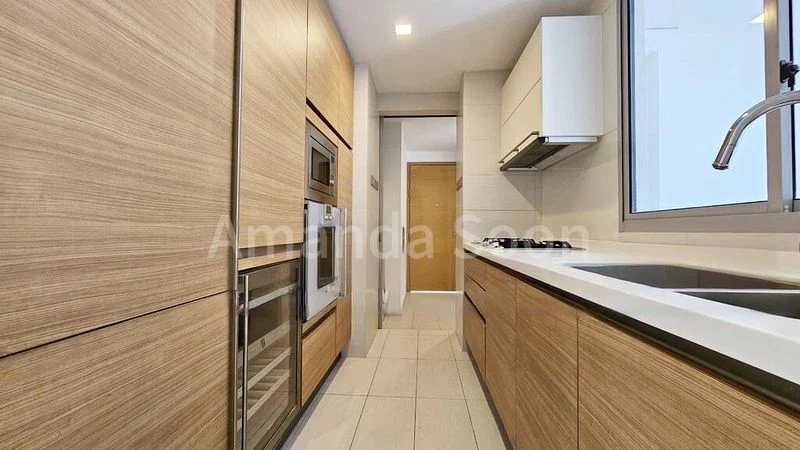 2 Bed Condo for Rent in  Suites @ Cairnhill - Image 4