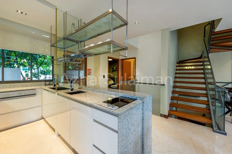 4 Bed Condo for Sale in Seahill - Image 9