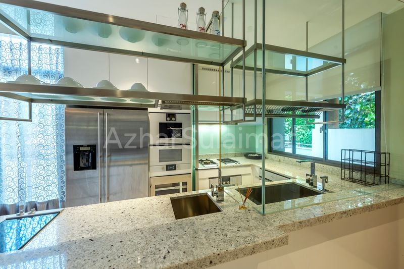 4 Bed Condo for Sale in Seahill - Image 4