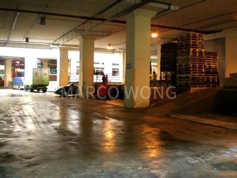 Light Industrial (B1) for Rent in  Lam Soon Industrial Building - Image 13