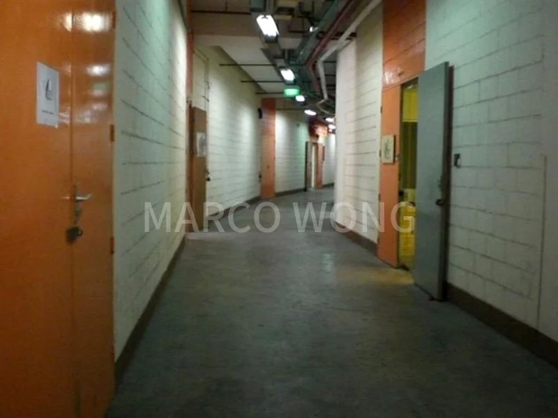 Light Industrial (B1) for Rent in  Lam Soon Industrial Building - Image 8