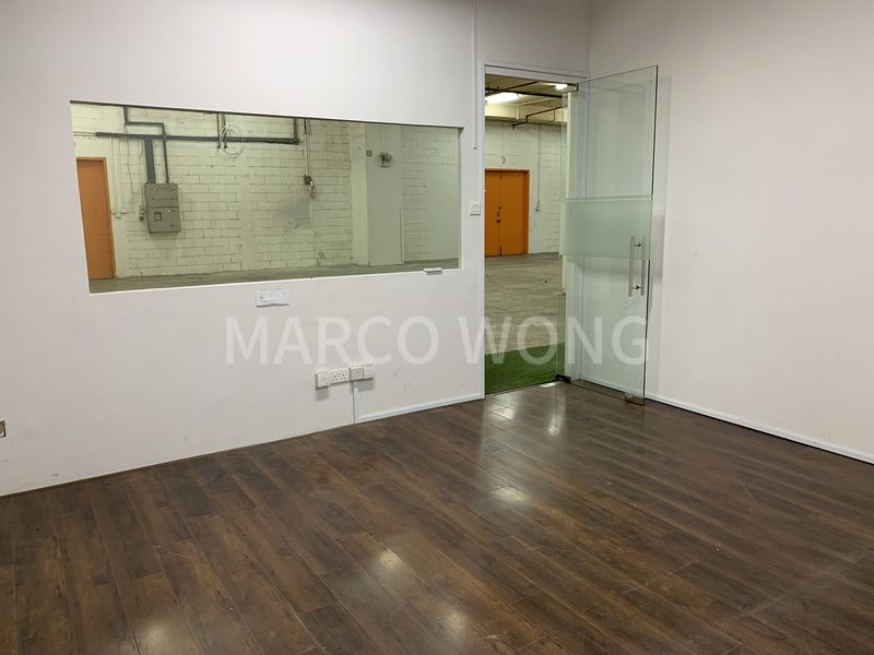Light Industrial (B1) for Rent in  Lam Soon Industrial Building - Image 4