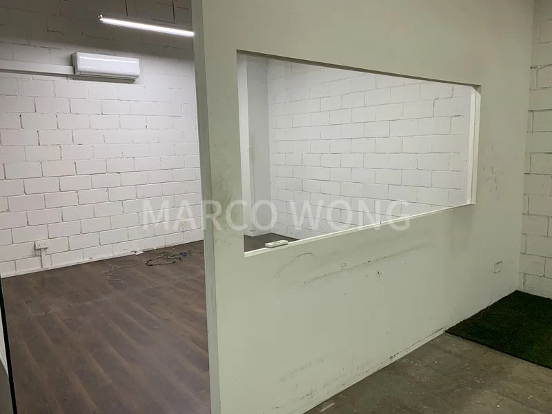 Light Industrial (B1) for Rent in  Lam Soon Industrial Building - Image 3