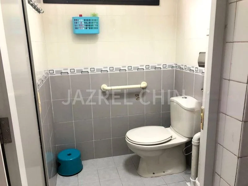 3 Room (3NG) HDB for Rent in  211 Ang Mo Kio Avenue 3 - Image 11