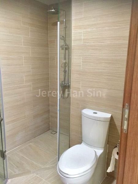 2 Bed Condo for Sale in  Kingsford Waterbay - Image 10