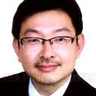 Desmond Low