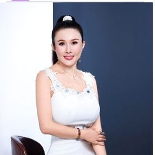 Amy Zeng 房姐姐