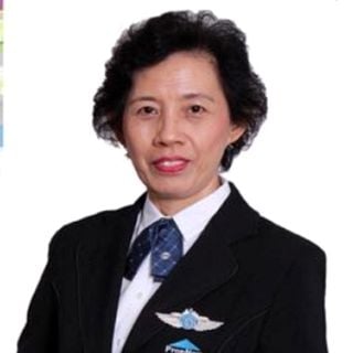 Gloria Lim