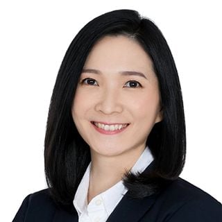 Novi (Noviana Santoso)