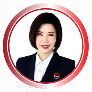 Nicole Tan