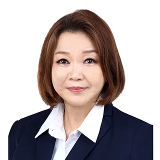 Angie Tan