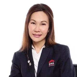 Evelyn Wee