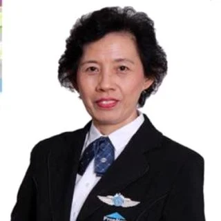 Gloria Lim