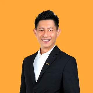 Larry Yeow